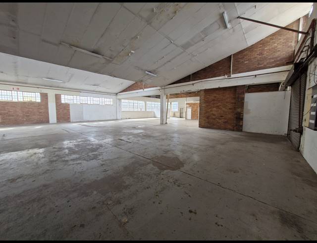 1,563M² WAREHOUSE FOR SALE IN BENROSE